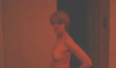 Język filmy porno ostre darmowe w samochodzie na parkingu