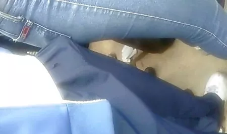 Nowy model pojawia darmowe filmy erotyczne puszyste się w aparacie