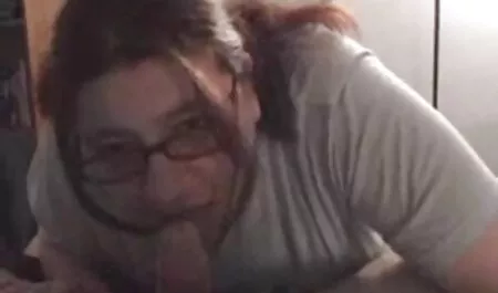 Dziewczyna w pończochach filmy porno na komórkę za darmo z kochankiem