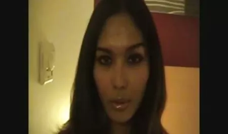 Trójkąt darmowe filmy porno z z rosyjską dziewczyną kurwa