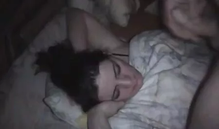 Dziewczyny znalazły pędzel jak penis onet darmowe filmy erotyczne i zabawy