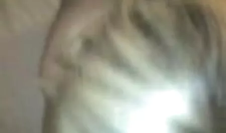 Umieść raka i filmy pornograficzne za darmo roślinę na plecach