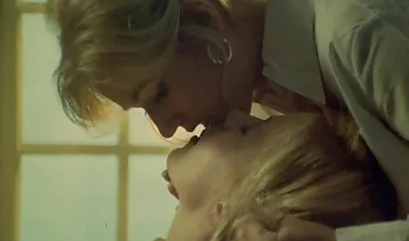 Nagi cipki jedzenie na the krótkie filmiki porno plaża