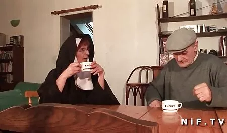 Lekarz bada kota przez filmy porno za darmo ze zwierzętami lustro