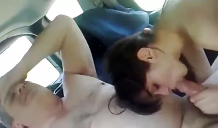 Ten stary artysta delikatnie pieprzy swojego ucznia w pobliżu filmy porno na komórkę za darmo obrazu