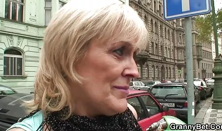 Dziewczyna w Puccini działań bierze ładunek kogut filmy erotyczne darmowe