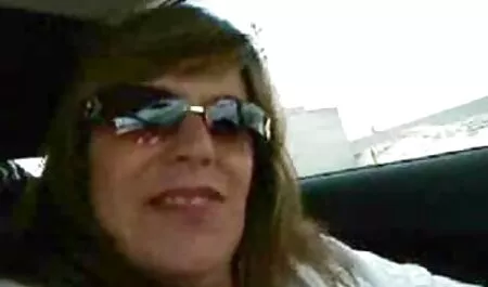 Ładna pijana sexfilmy online dziewczyna w stożku