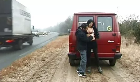 Dwie darmowe filmiki erotyczne bez logowania suki siedzą w męskiej cipce
