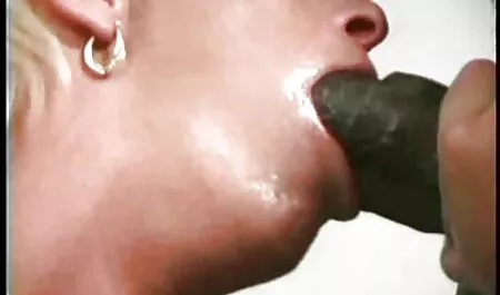 bujne Nastia lubi zobaczyć krótkie filmiki porno cipki w cipkę po ssaniu